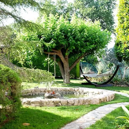 Le Rose Bed & Breakfast 3*