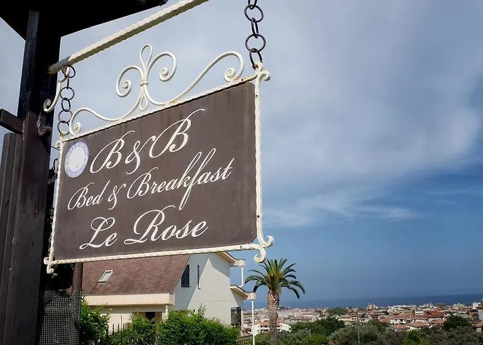 Le Rose Bed & Breakfast